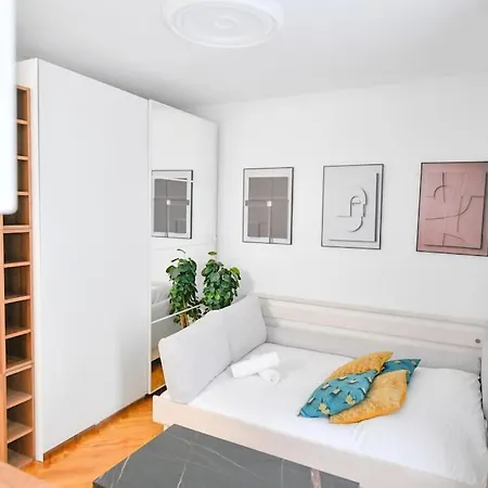 Le Refuge - Studio, Jardin Luxembourg, Montparnasse Daire *